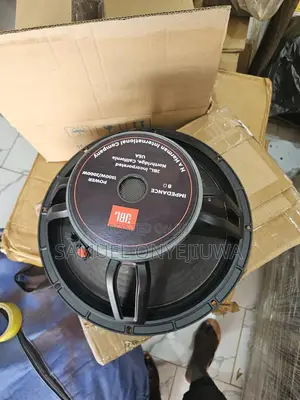 15 Inches Big Magnet Speaker 8ohms. A Pair