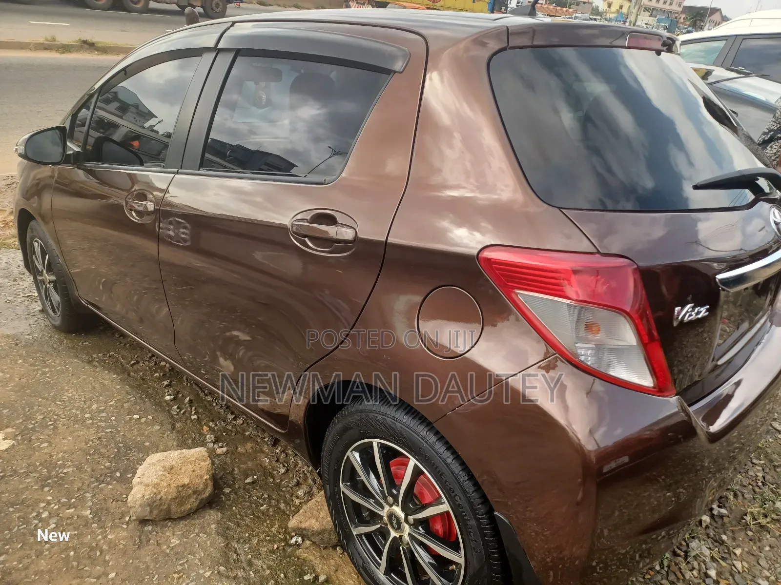 Toyota Vitz 2012 Brown