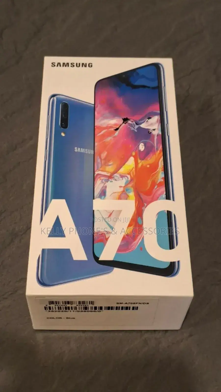 New Samsung Galaxy A70 128 GB Blue