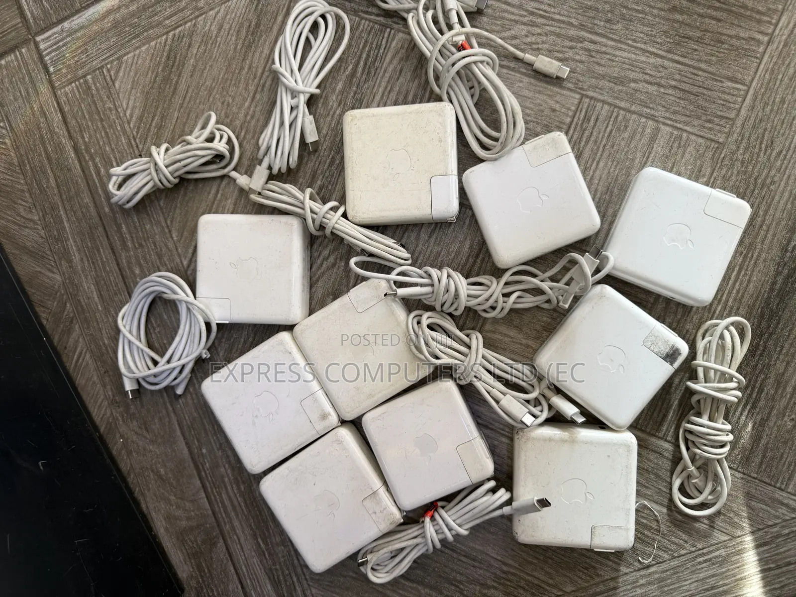 Macbooks Original 87 Watts Type C Uk Home Used Chargers Original