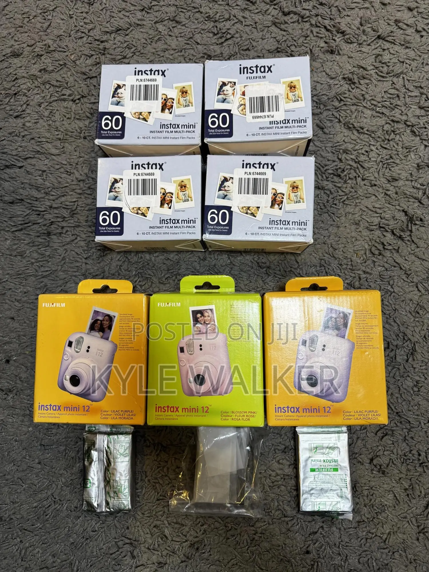 Instax Mini 12 + Free Film