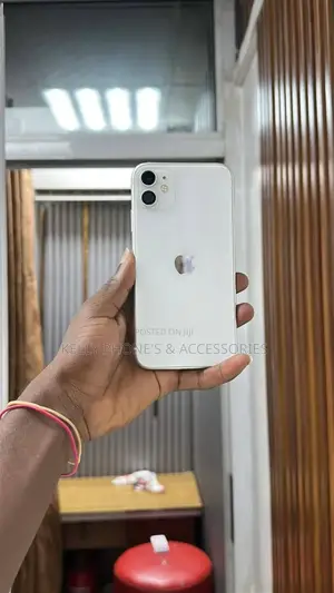 Apple iPhone 11 128 GB White