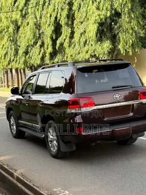 Toyota Land Cruiser 5.7 V8 VXR 2016 Brown