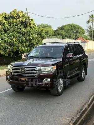 Toyota Land Cruiser 5.7 V8 VXR 2016 Brown