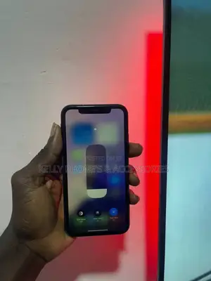 New Apple iPhone XR 128 GB Black