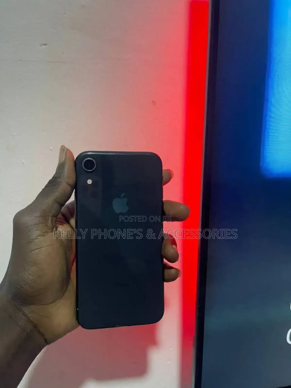 New Apple iPhone XR 128 GB Black