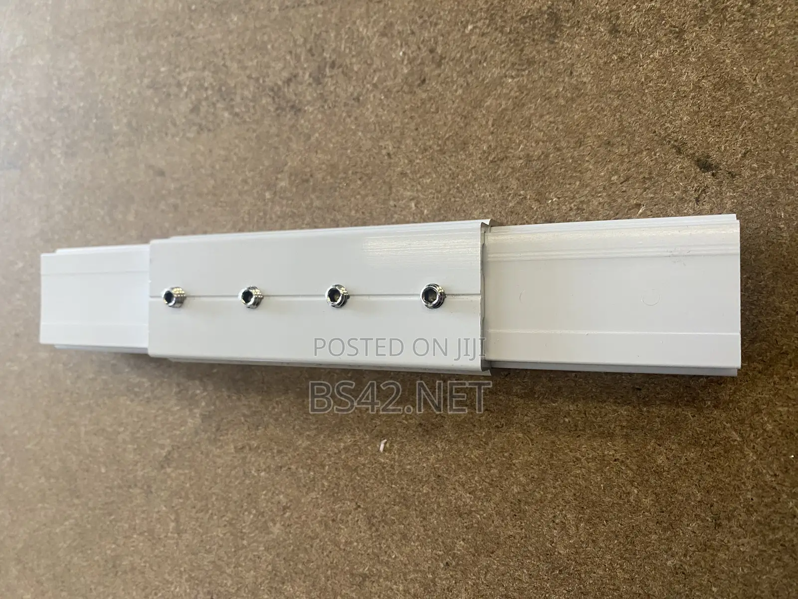 Straight Joint for Splicing Track