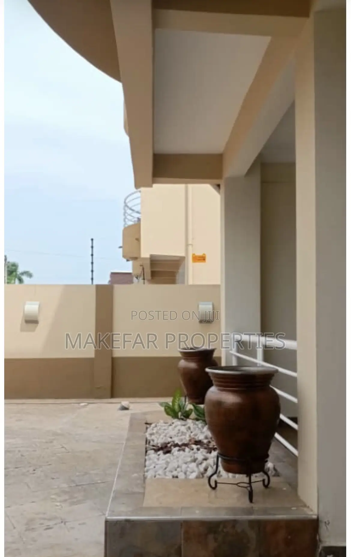 3bdrm House in School Junction for rent