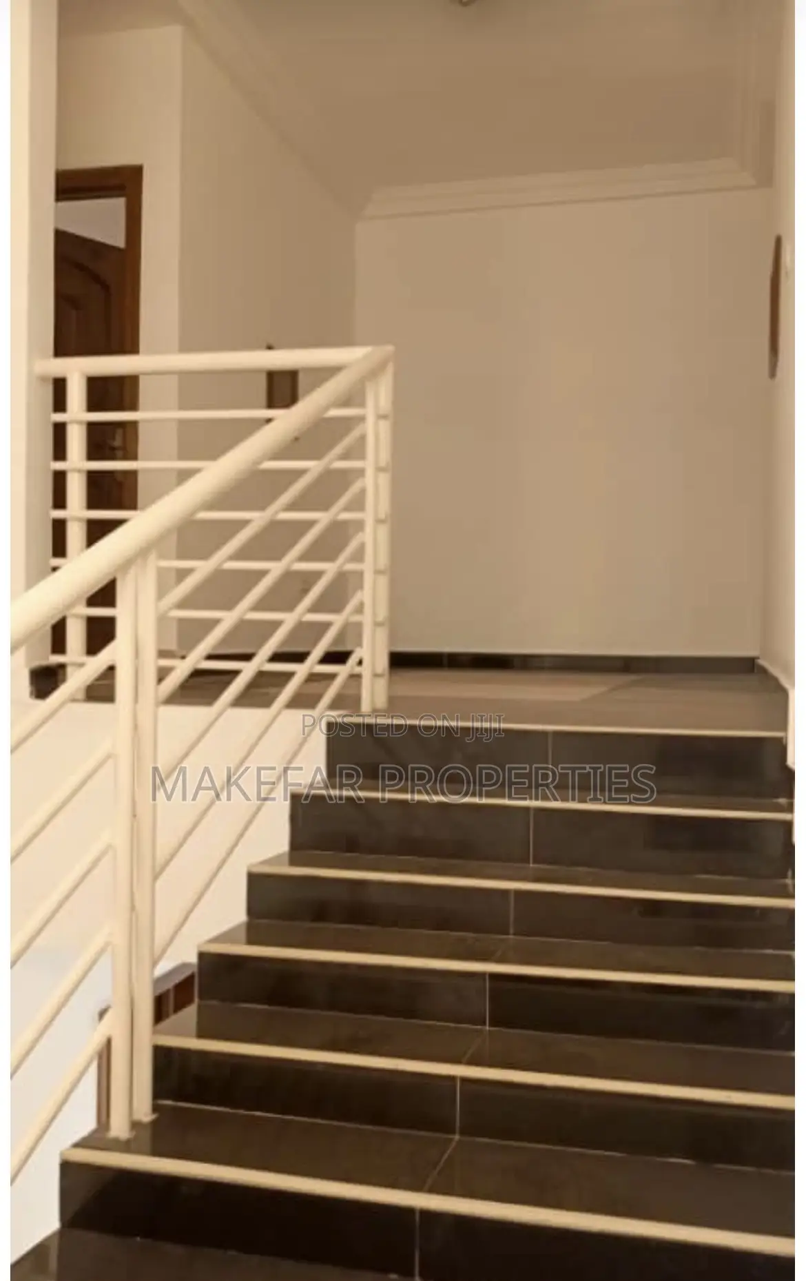 3bdrm House in School Junction for rent