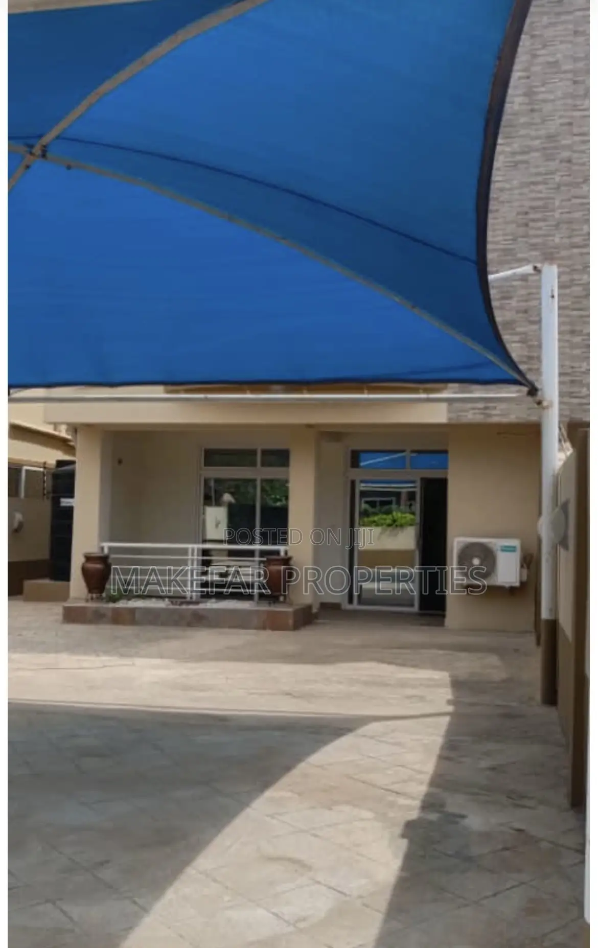 3bdrm House in School Junction for rent