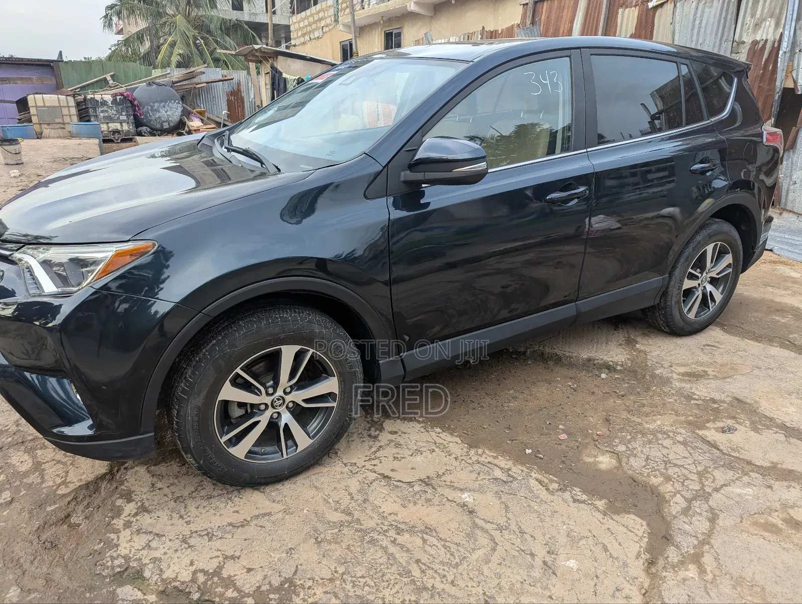 Toyota RAV4 XLE AWD (2.5L 4cyl 6A) 2017 Green