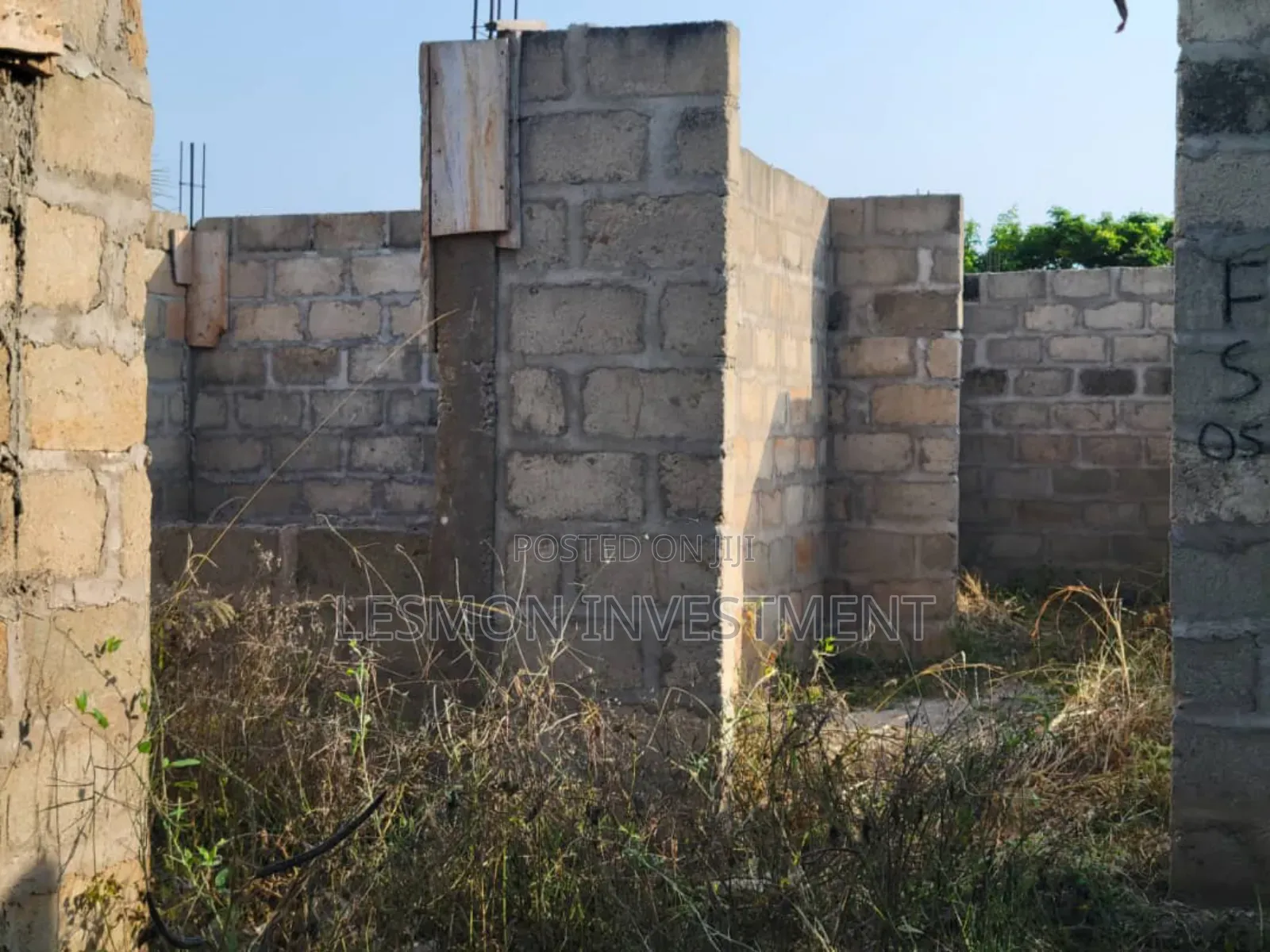 4bdrm Duplex in Lesmon Investment, Cape Coast Metropolitan for sale