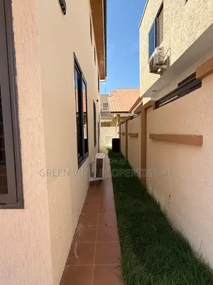 3bdrm Duplex in Adenta for rent