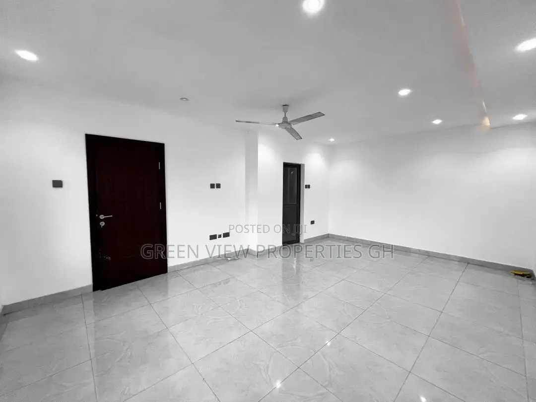 3bdrm Duplex in Adenta for rent
