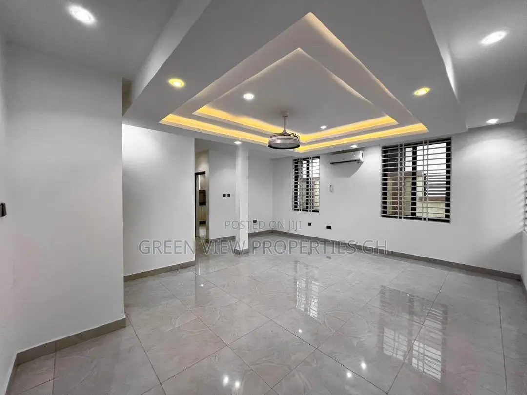 3bdrm Duplex in Adenta for rent