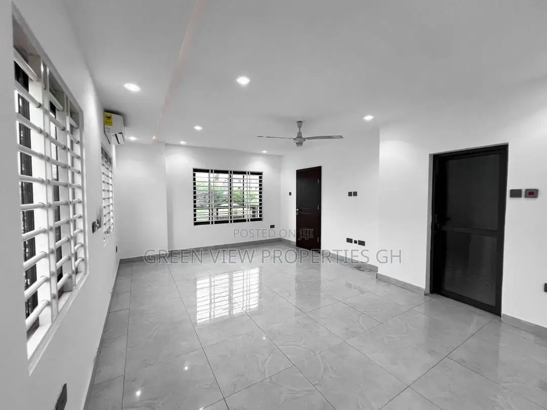 3bdrm Duplex in Adenta for rent