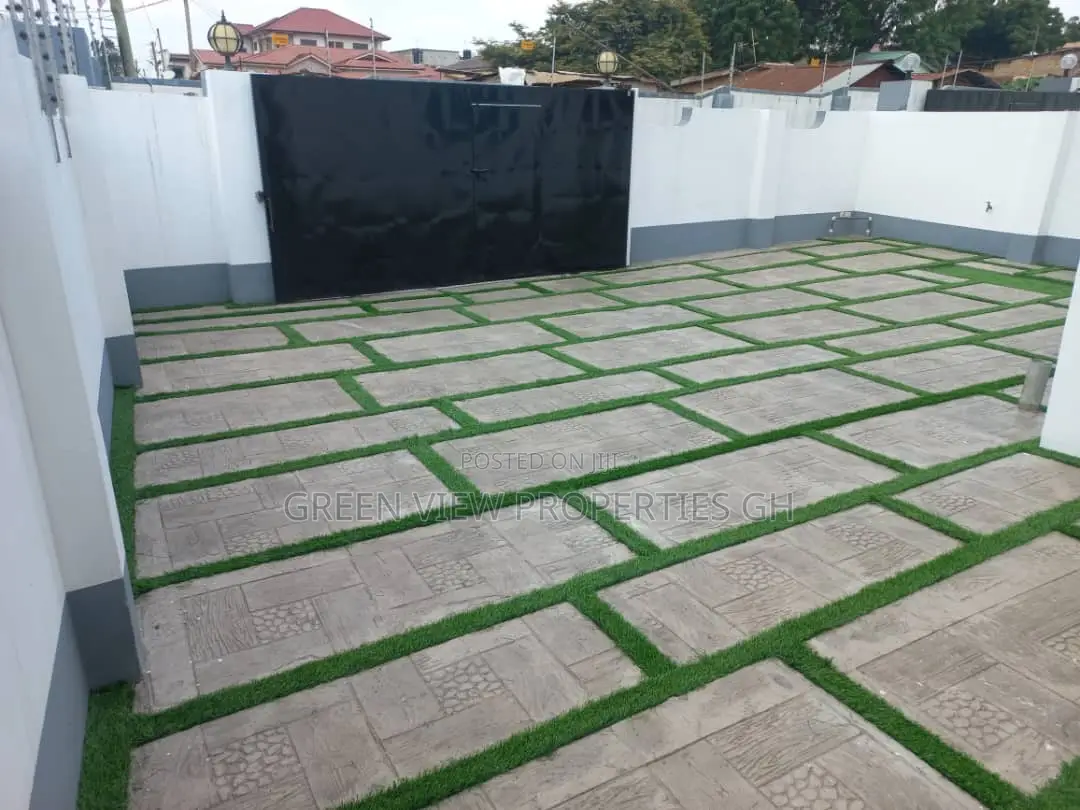 4bdrm Duplex in Taifa-Burkina for rent
