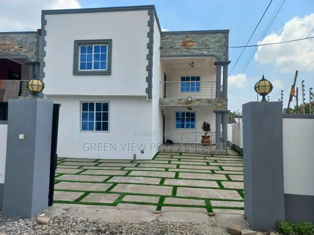 4bdrm Duplex in Taifa-Burkina for rent