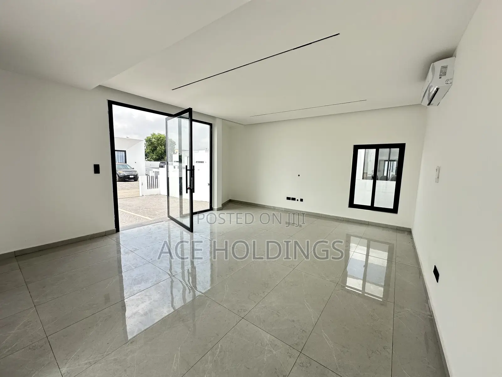 3bdrm House in School Junction for rent