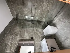 3bdrm House in School Junction for rent