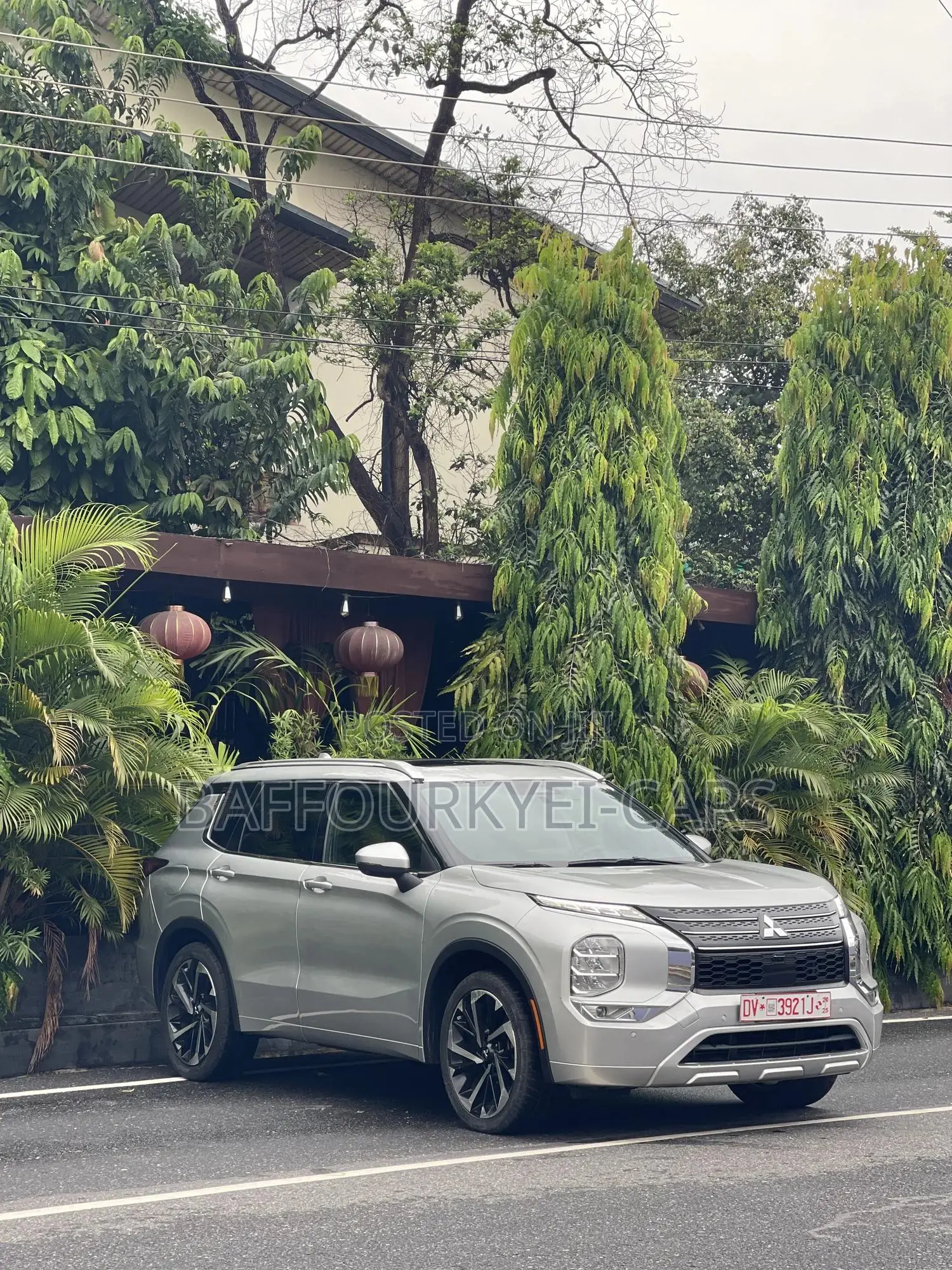 Mitsubishi Outlander SEL 2023 Gray