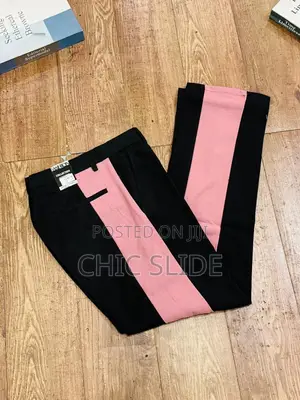 Neat Beltless Pants