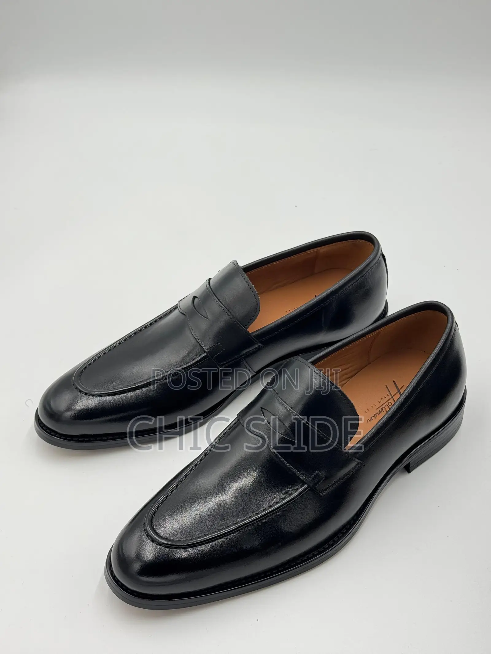 Easy Wear Holiman Shoes