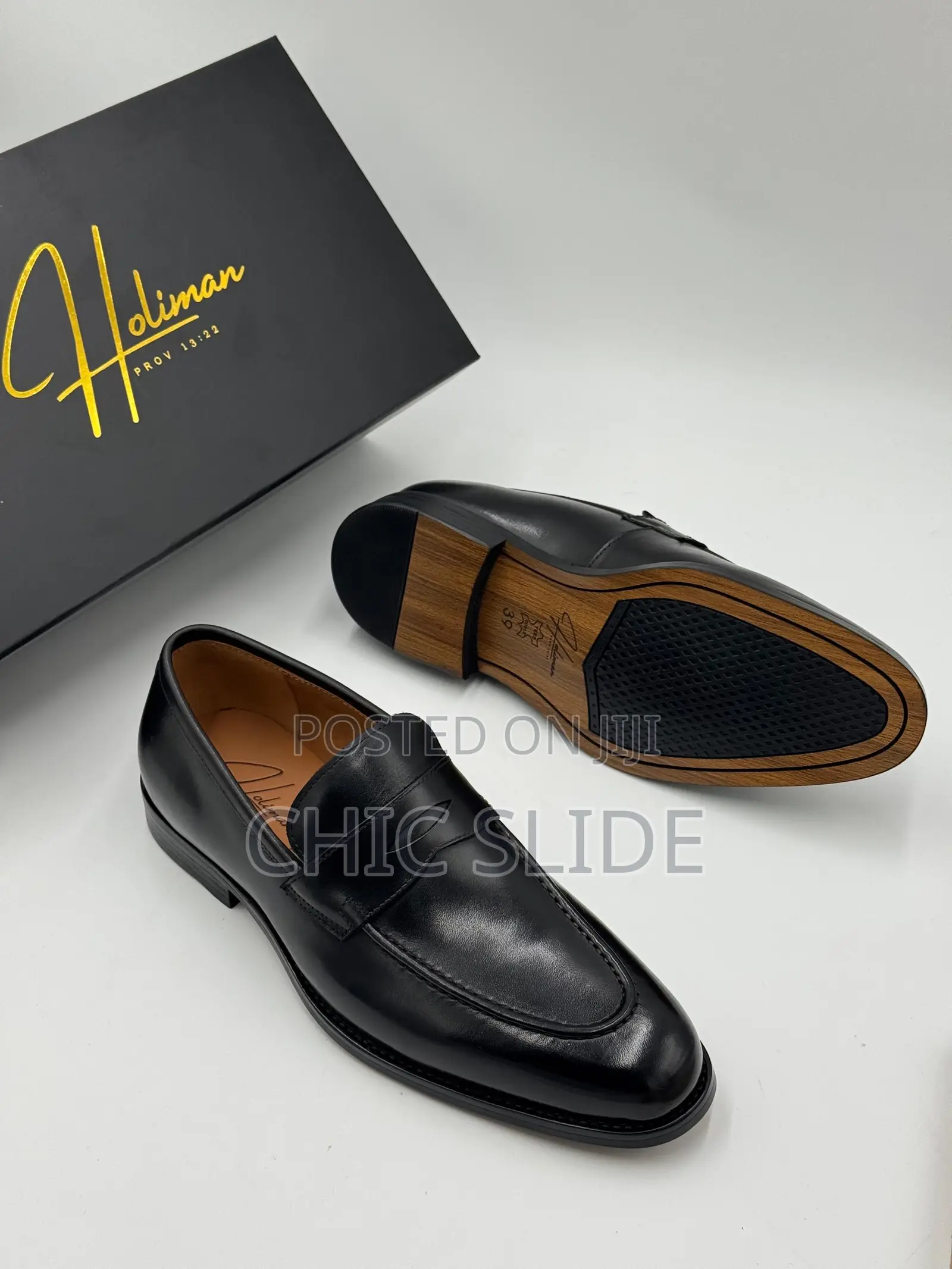 Easy Wear Holiman Shoes