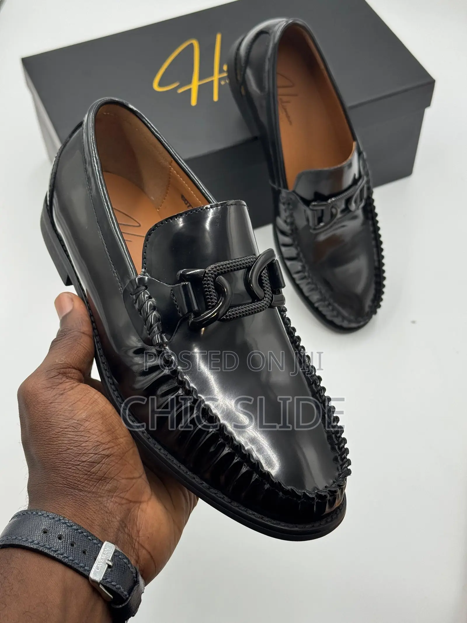 Easy Wear Holiman Shoes