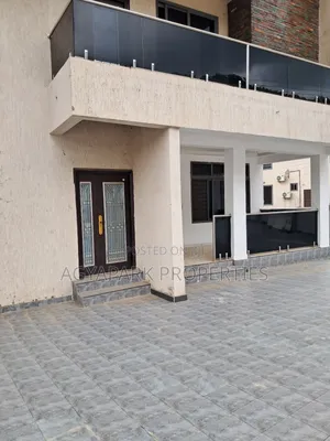 7bdrm House in Acp, Kwabenya for rent