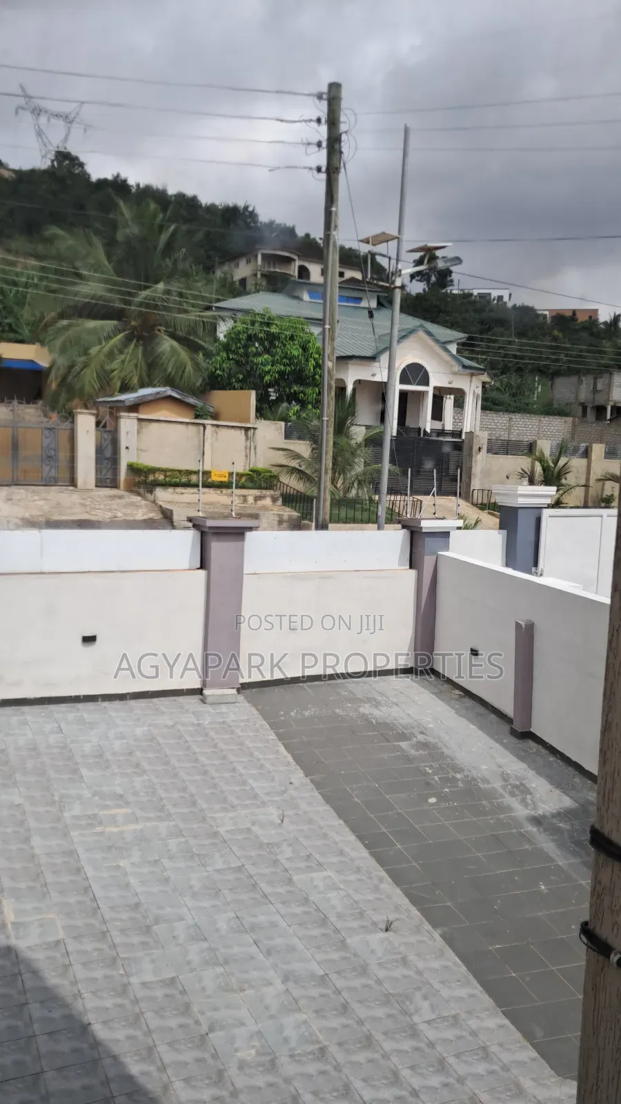 7bdrm House in Acp, Kwabenya for rent