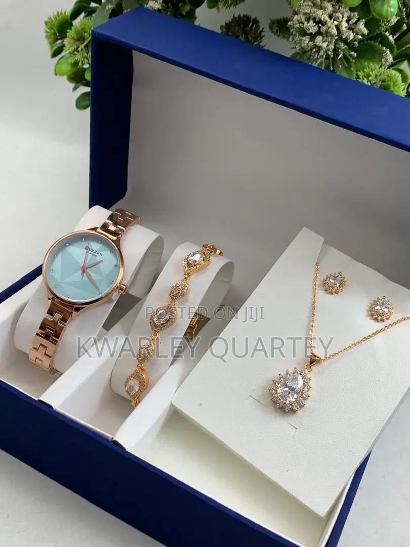 Lovely Ladies Jewelry Set