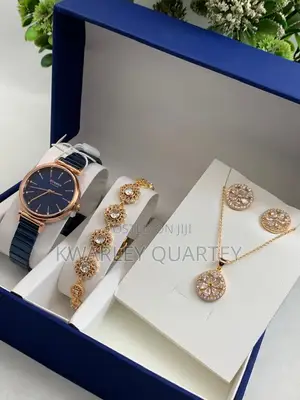 Lovely Ladies Jewelry Set