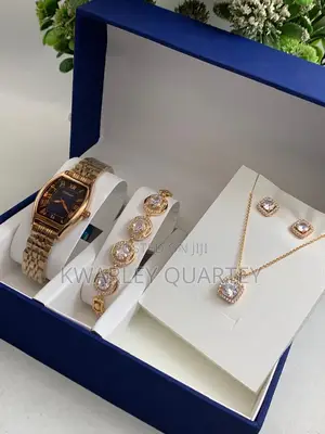 Lovely Ladies Jewelry Set