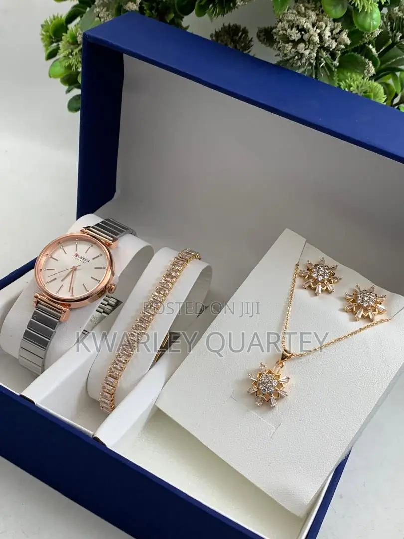 Lovely Ladies Jewelry Set