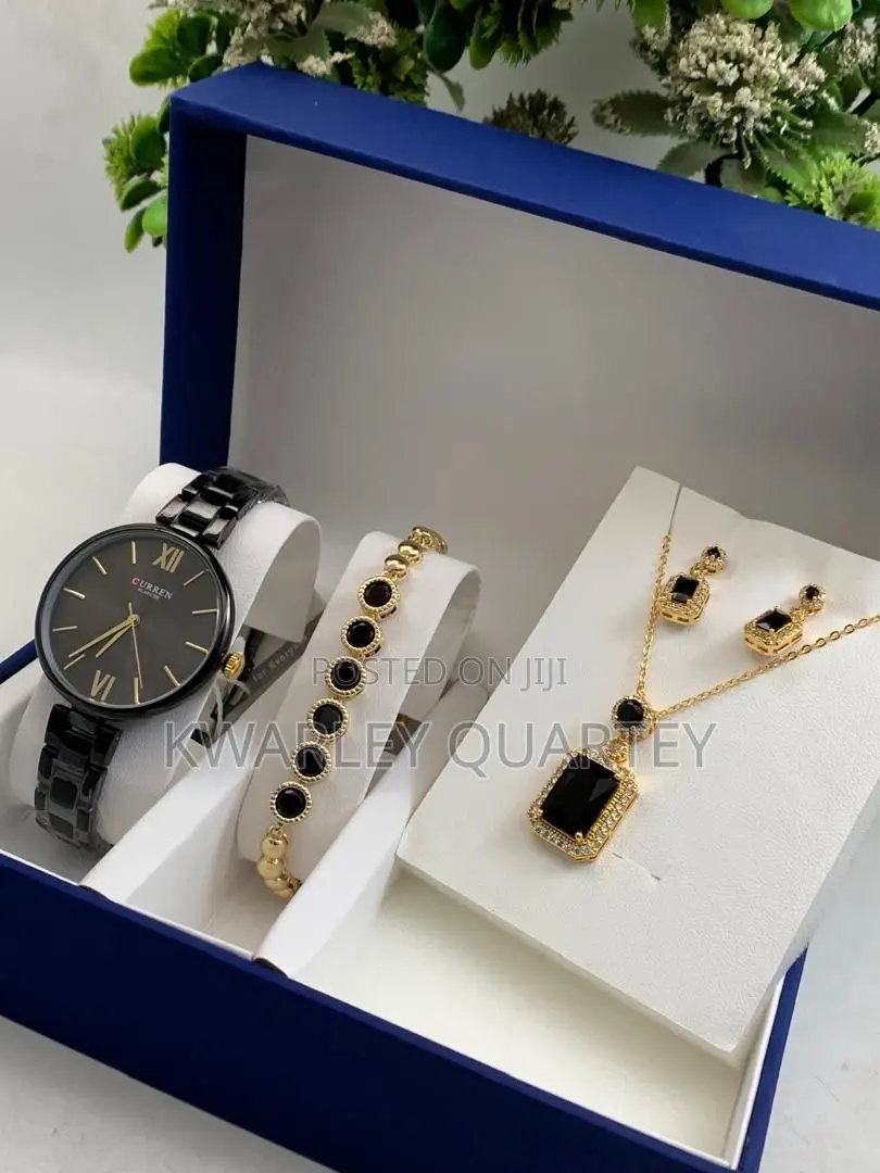 Lovely Ladies Jewelry Set