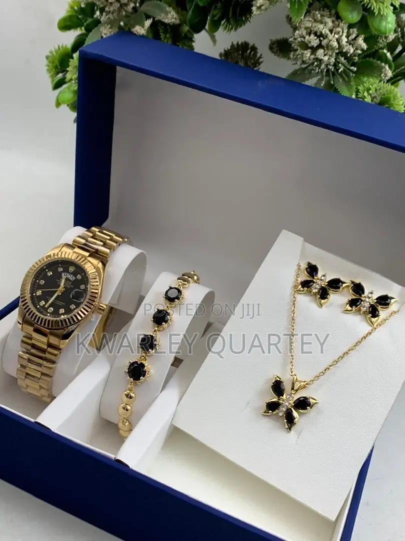 Lovely Ladies Jewelry Set