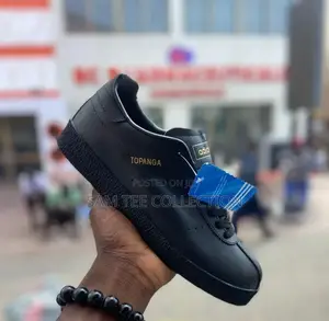 Leather Adidas - Topanga Sneakers All Black/ Black and White