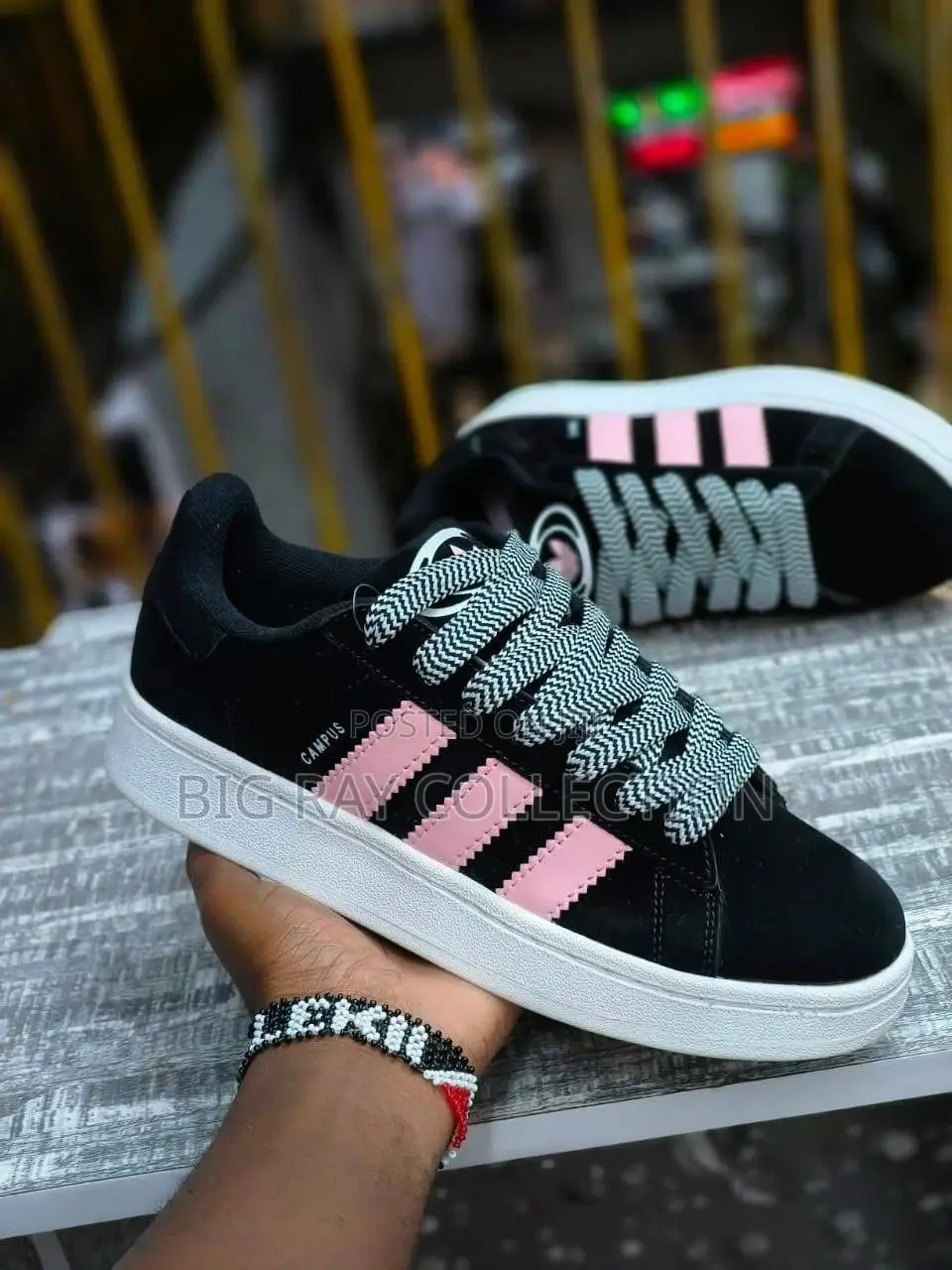 Lady’S Adidas Campus