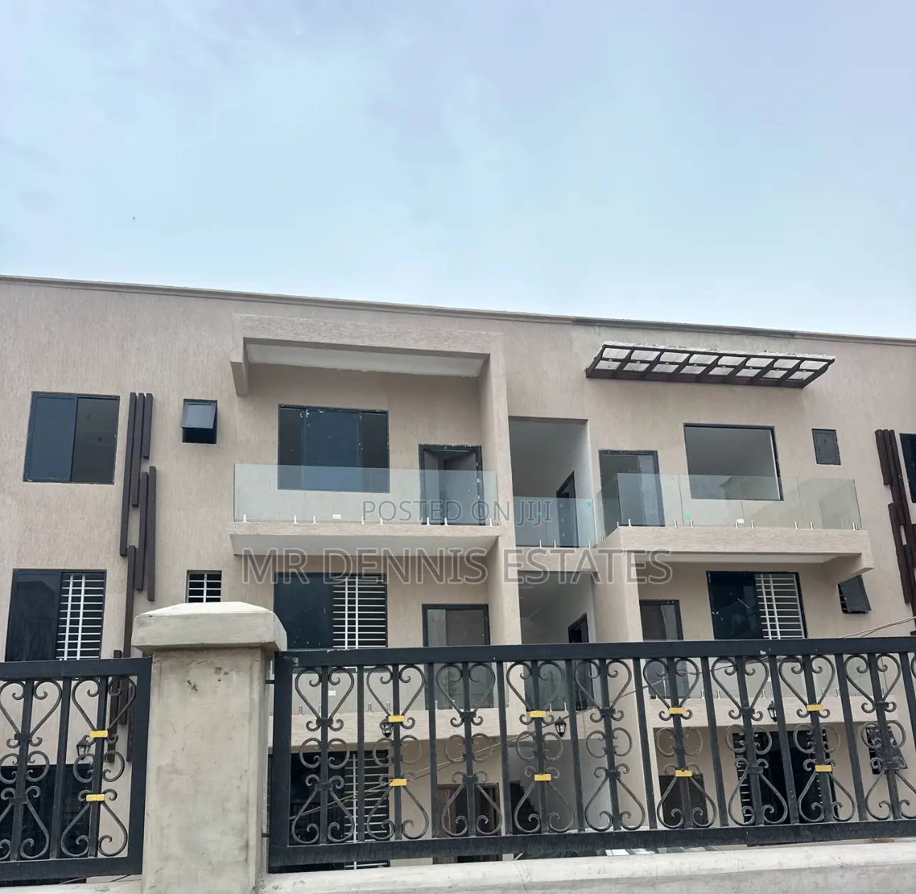 1bdrm Apartment in Westhills Mall for rent
