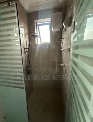 1bdrm Apartment in Westhills Mall for rent