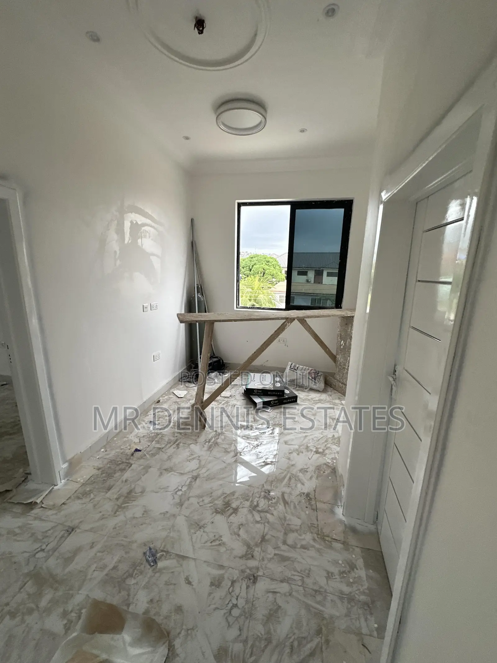 1bdrm Apartment in Westhills Mall for rent