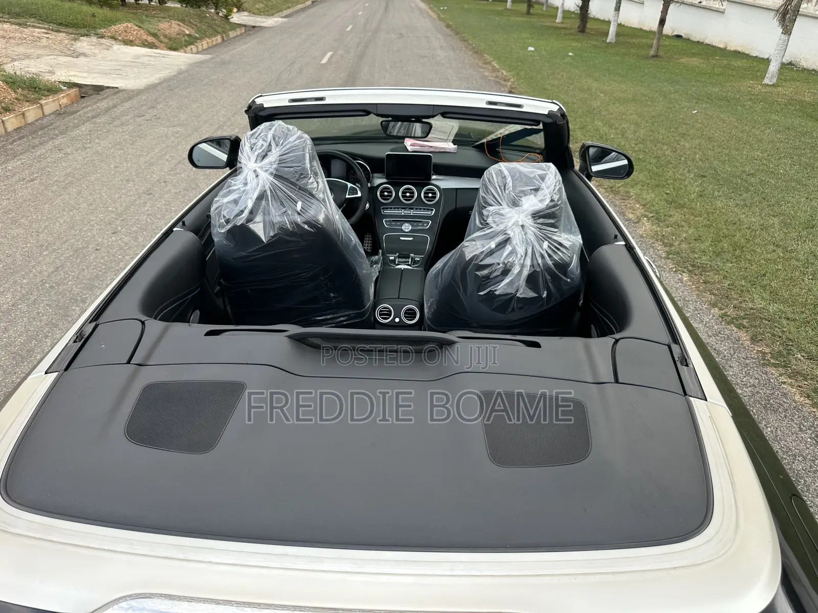 Mercedes-Benz C300 2018 Black