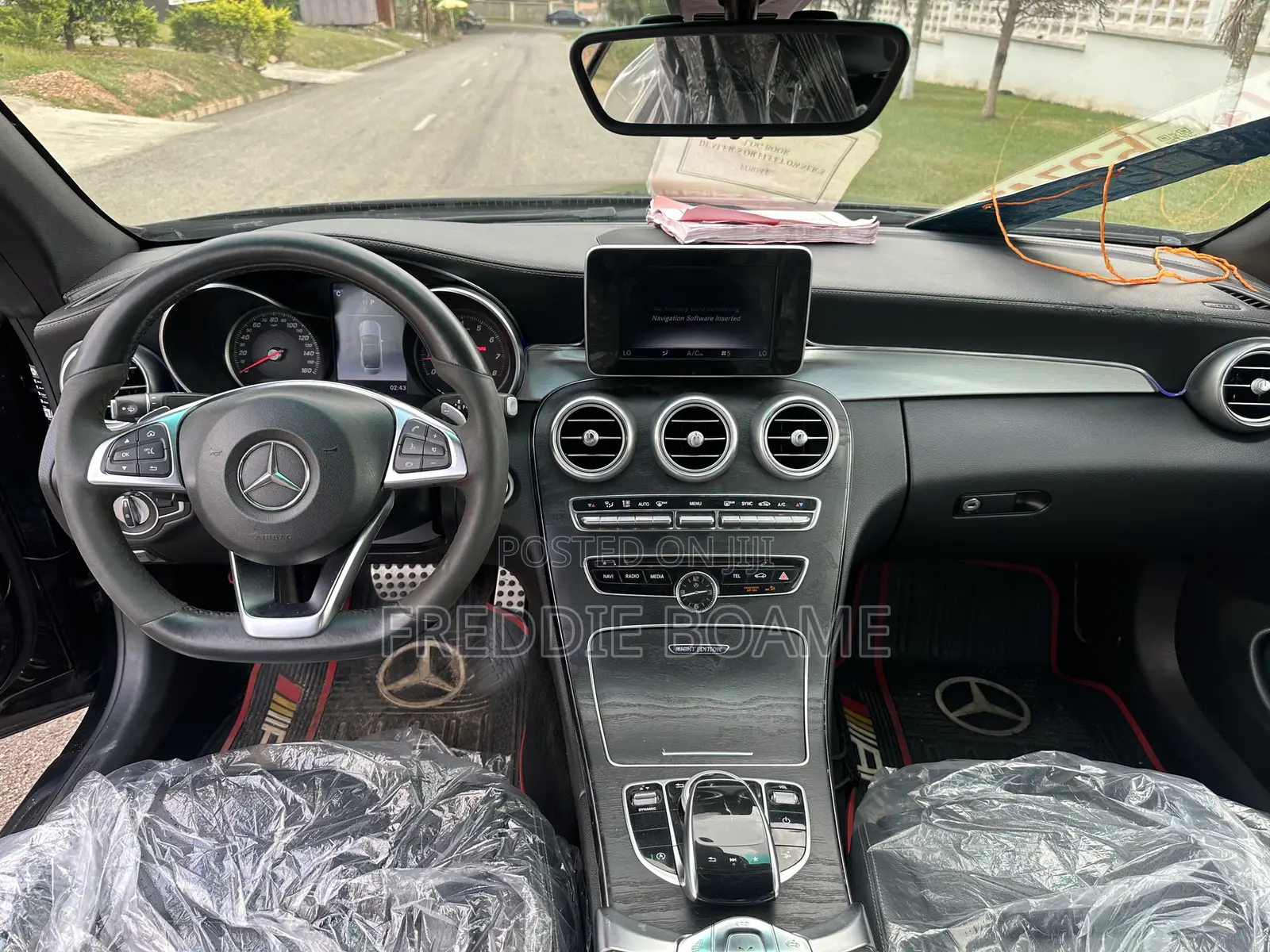 Mercedes-Benz C300 2018 Black