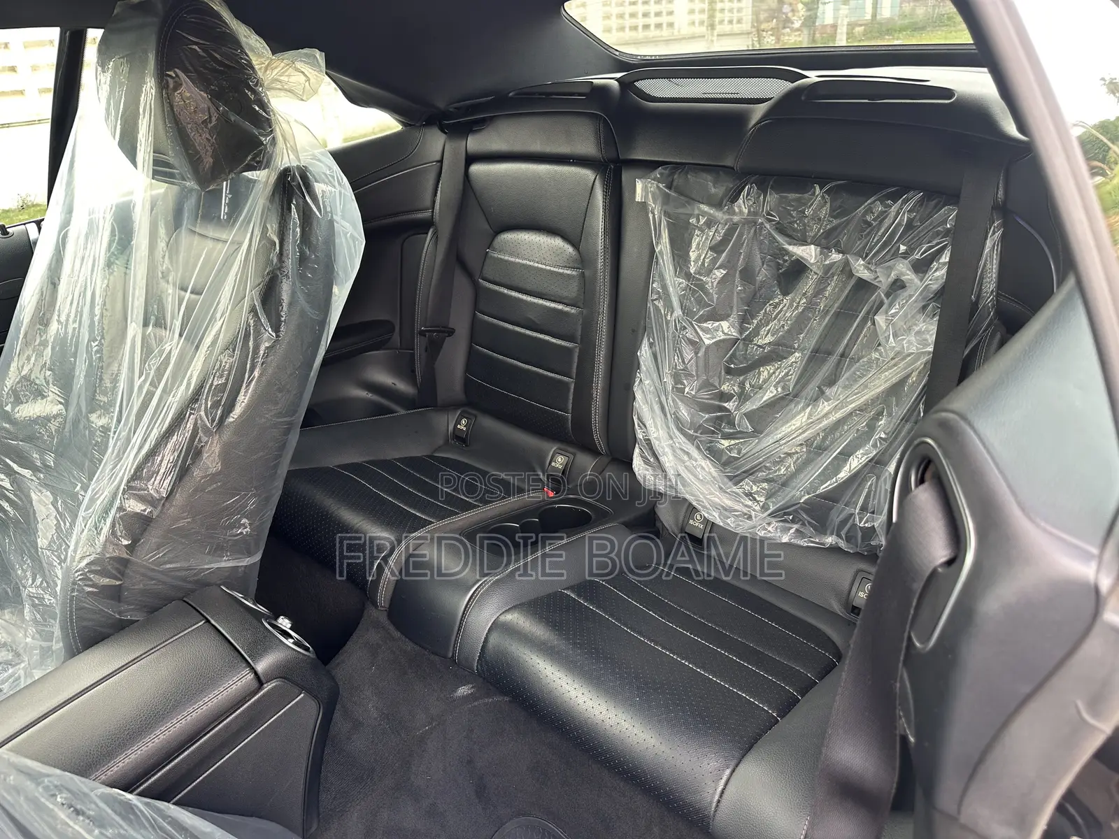 Mercedes-Benz C300 2018 Black