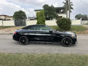 Mercedes-Benz C300 2018 Black