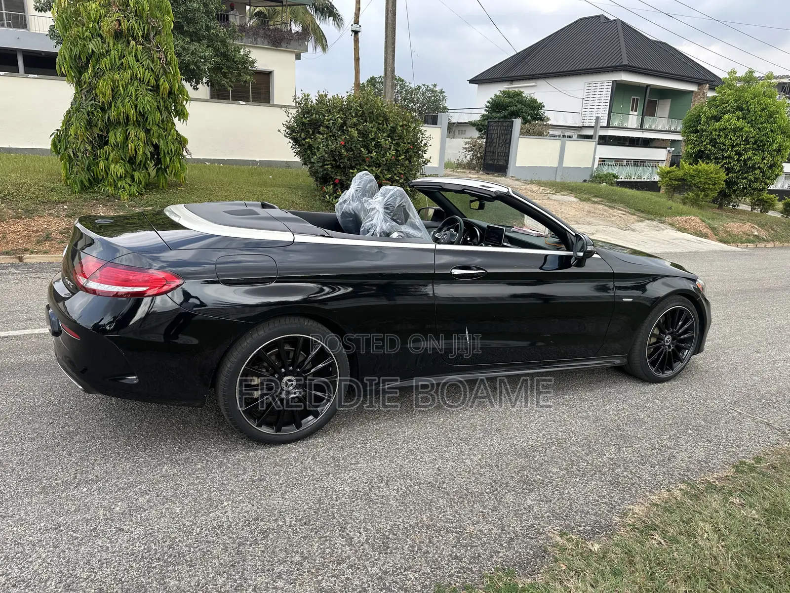 Mercedes-Benz C300 2018 Black