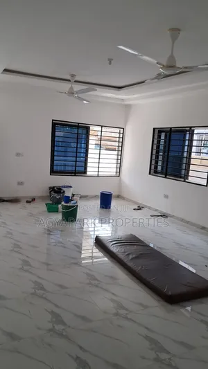 4bdrm House in Pokuose, Pokuase for rent