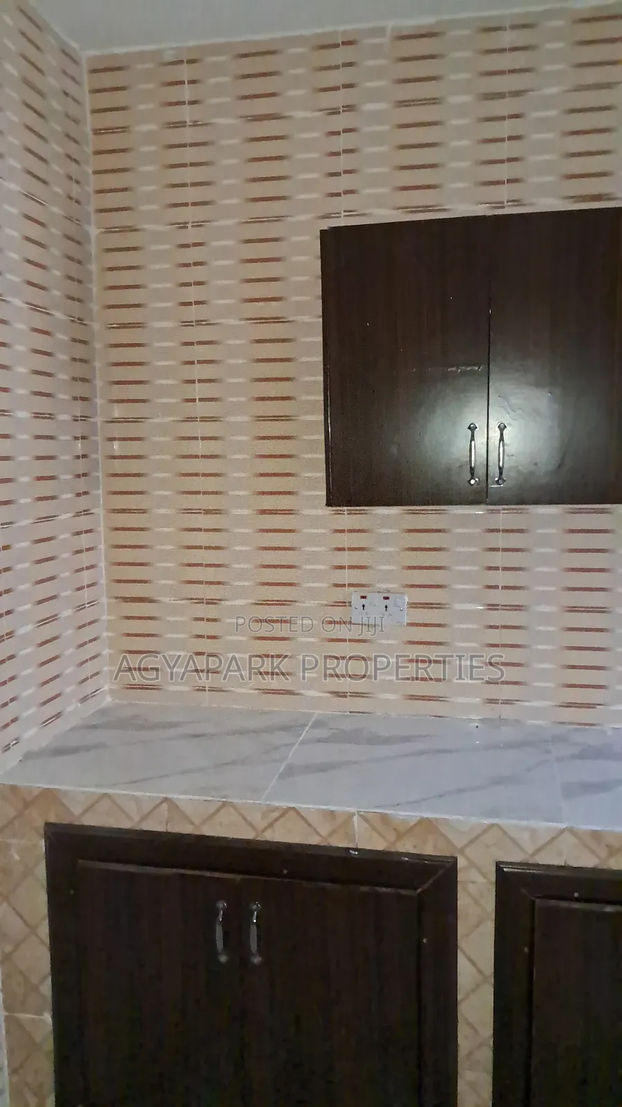 4bdrm House in Pokuose, Pokuase for rent