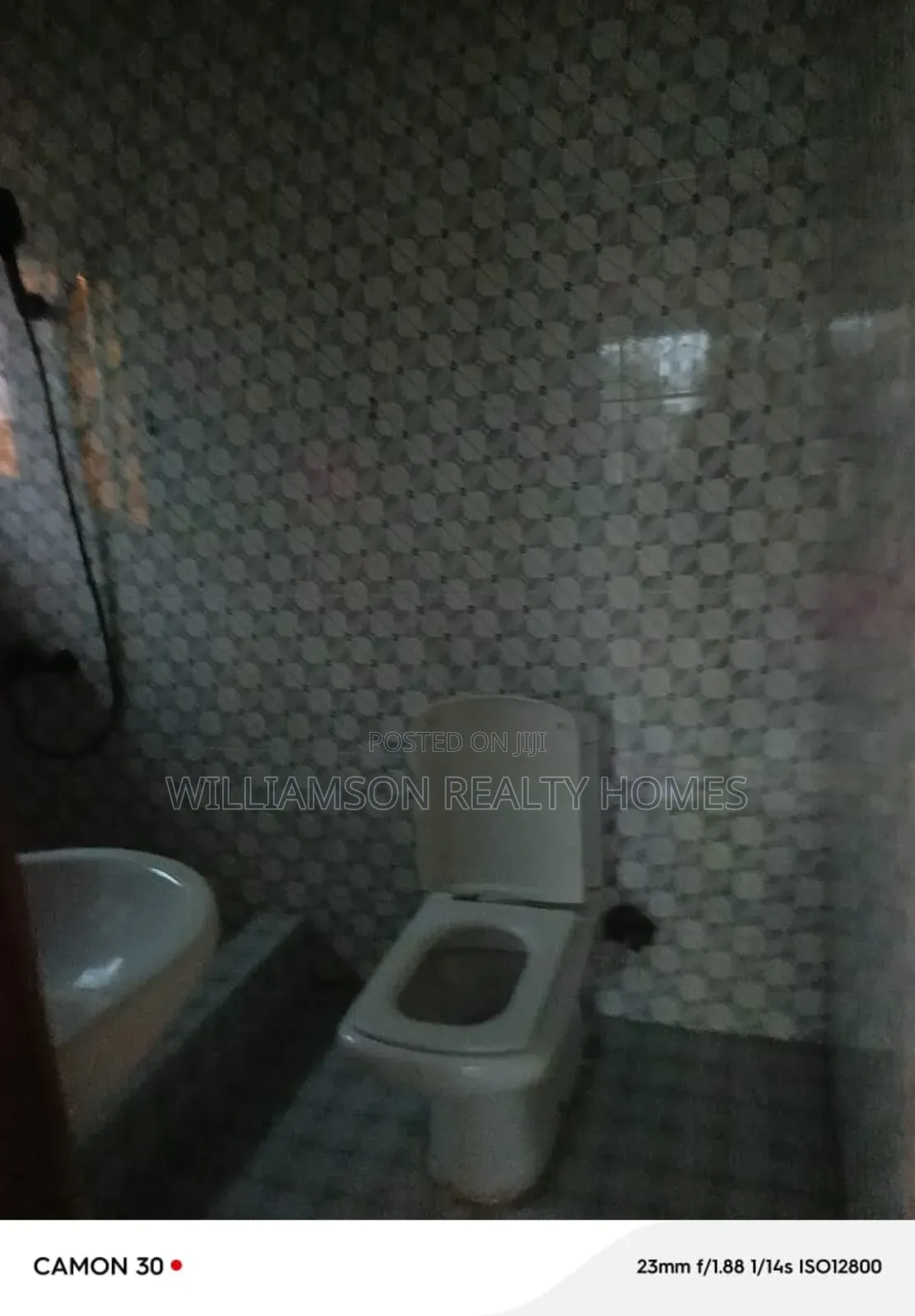 3bdrm House in Coastal Estate Area, Spintex for rent